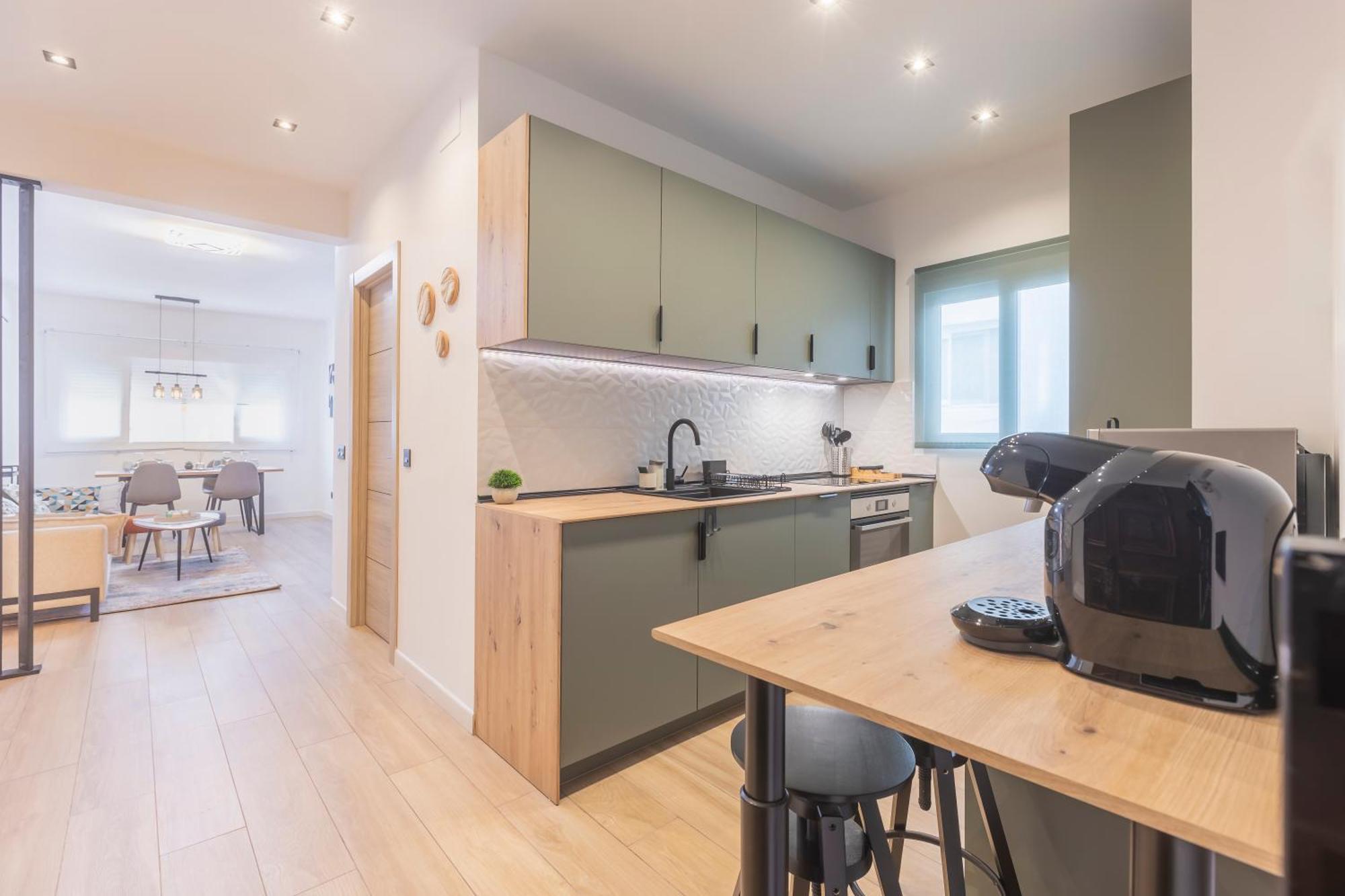 Fully Renovated Apartment In The Heart Of Fuengirola, 2 Min Walk To The Beach Exteriér fotografie