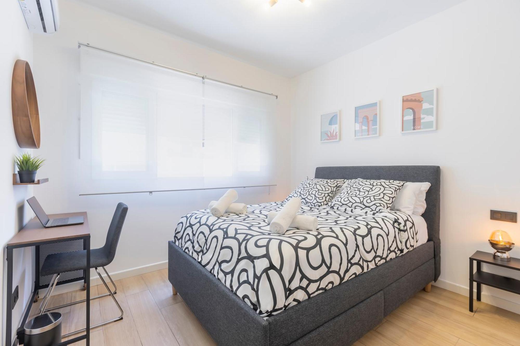 Fully Renovated Apartment In The Heart Of Fuengirola, 2 Min Walk To The Beach Exteriér fotografie