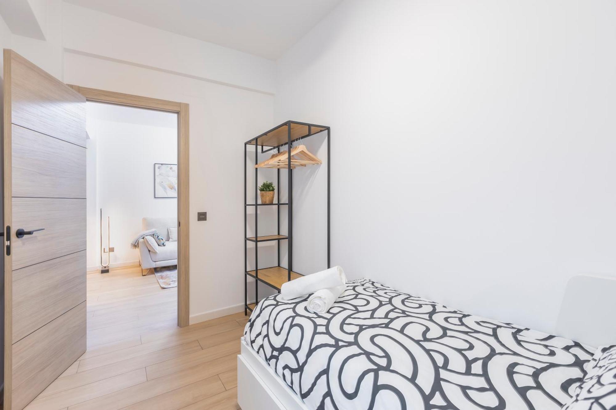 Fully Renovated Apartment In The Heart Of Fuengirola, 2 Min Walk To The Beach Exteriér fotografie