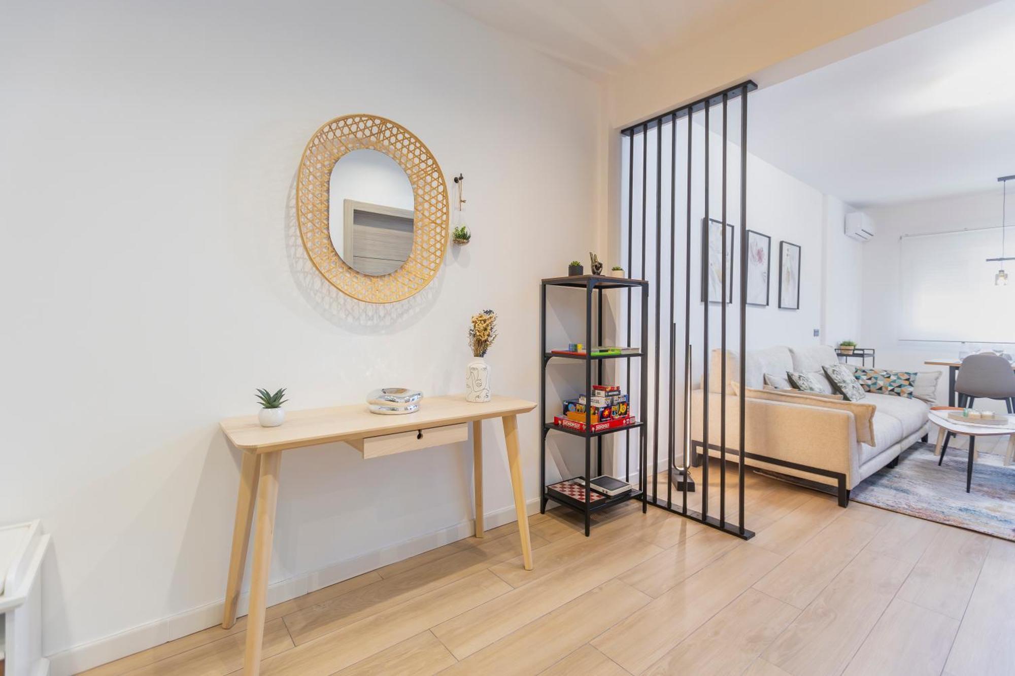 Fully Renovated Apartment In The Heart Of Fuengirola, 2 Min Walk To The Beach Exteriér fotografie