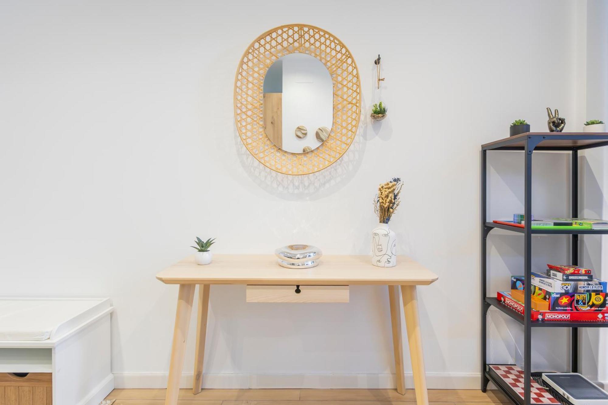 Fully Renovated Apartment In The Heart Of Fuengirola, 2 Min Walk To The Beach Exteriér fotografie