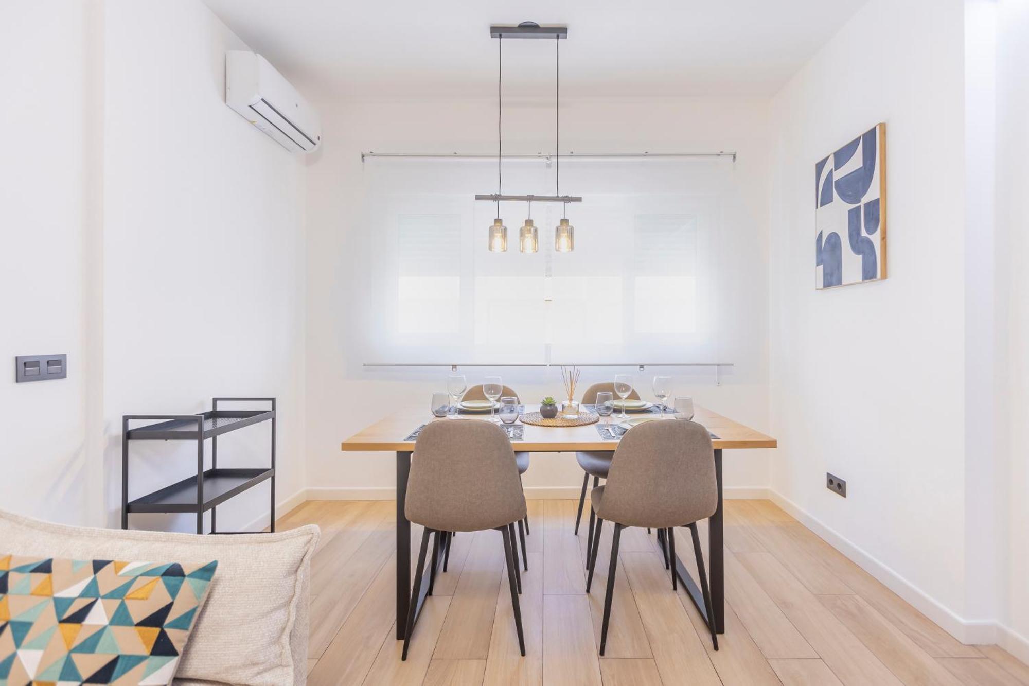 Fully Renovated Apartment In The Heart Of Fuengirola, 2 Min Walk To The Beach Exteriér fotografie