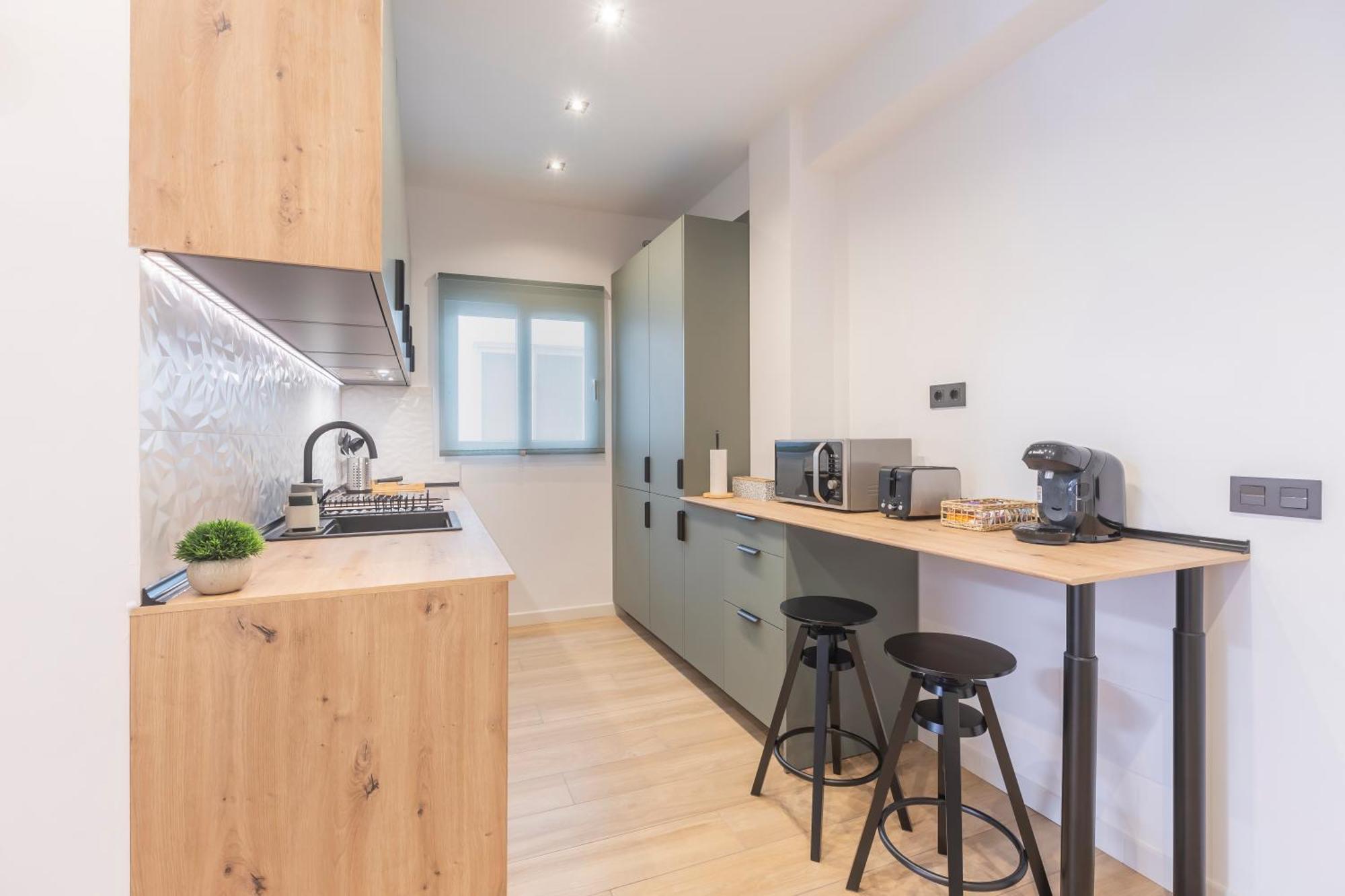 Fully Renovated Apartment In The Heart Of Fuengirola, 2 Min Walk To The Beach Exteriér fotografie
